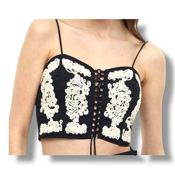 Medium H&M Black Ivory Embroidered Crop Top Lace Up Front Boho Western - Picture 1 of 14